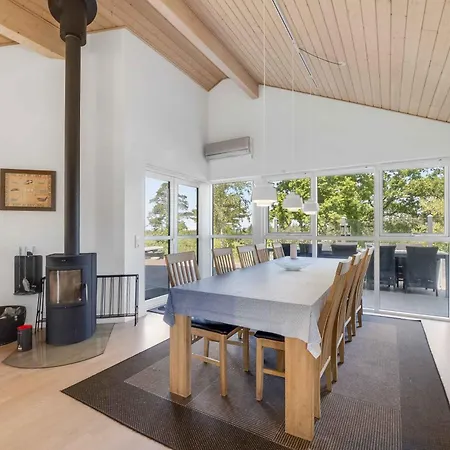 Family-Friendly Holiday Home W, Hot Tub And Sauna *