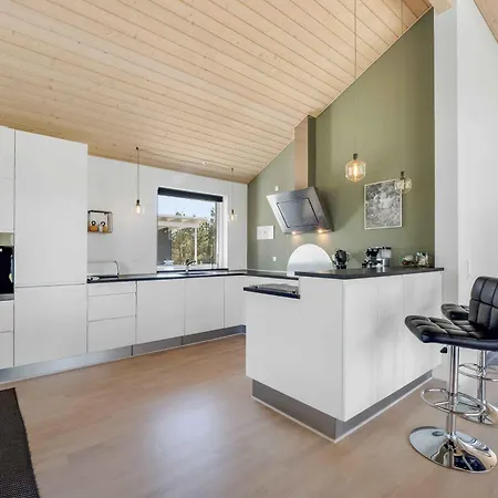 Family-Friendly Holiday Home W, Hot Tub And Sauna Holiday home Skals